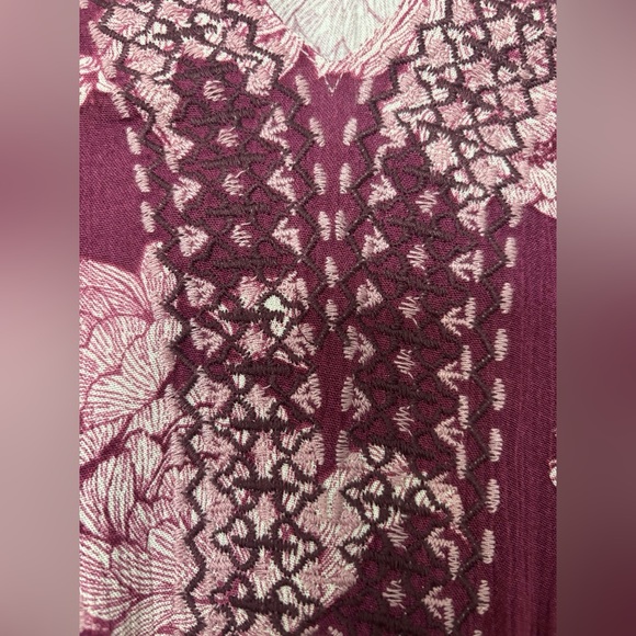 Nurture by Westbound Woman’s Purple Floral V-Neck Shift Tiered Midi Dress 1X - Picture 4 of 10